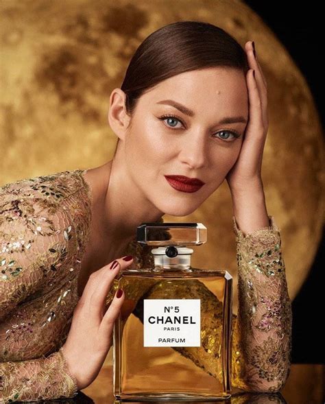 chanel advertisement 2019 chanel 5|CHANEL N°5, the Film with Marion Cotillard — CHANEL Fragrance.